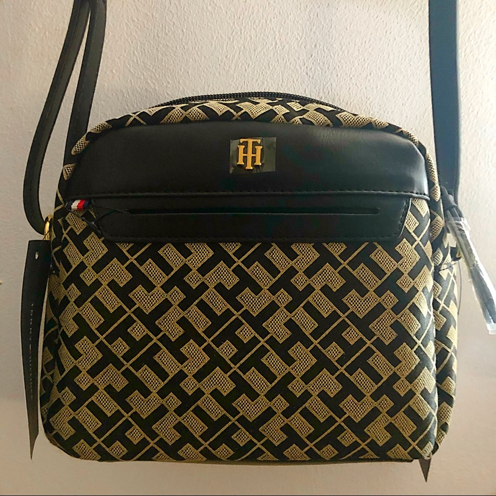 Tommy Hilfiger Crossbody NWT